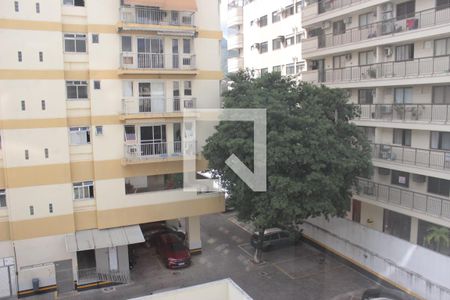 Vista Quarto 1 de apartamento para alugar com 2 quartos, 60m² em Freguesia de Jacarepaguá, Rio de Janeiro