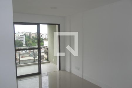 Sala de apartamento para alugar com 1 quarto, 60m² em Freguesia de Jacarepaguá, Rio de Janeiro