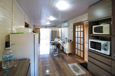 Sala de casa à venda com 2 quartos, 66m² em São José, Canoas