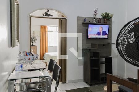 Sala de apartamento para alugar com 1 quarto, 33m² em Copacabana, Rio de Janeiro