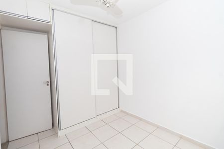 Quarto 1 - Armários de apartamento à venda com 2 quartos, 45m² em Cabral, Contagem