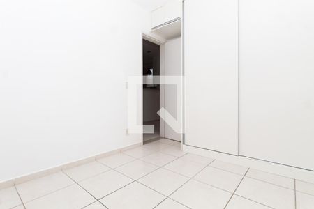 Quarto 1 de apartamento à venda com 2 quartos, 45m² em Cabral, Contagem