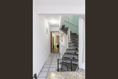 Escada Dormitórios de casa à venda com 3 quartos, 260m² em Jardim Stella, Santo André