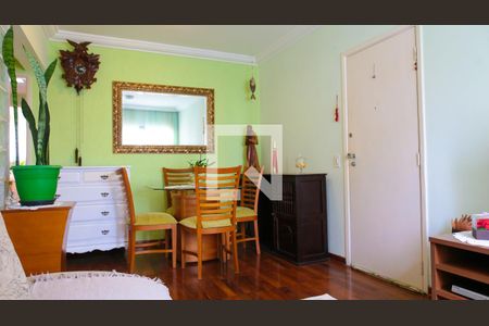 Sala de apartamento à venda com 2 quartos, 78m² em Vila Bastos, Santo André