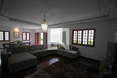 Sala de TV de casa à venda com 4 quartos, 300m² em Chácara Meyer, São Paulo