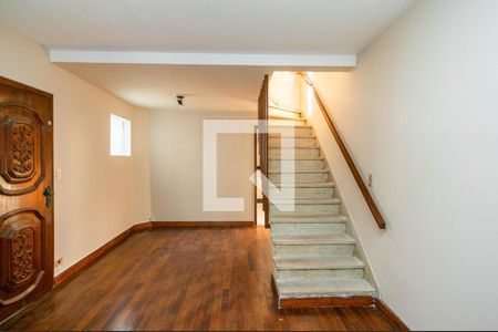 Sala de casa para alugar com 3 quartos, 188m² em Conjunto Residencial Novo Pacaembu, São Paulo