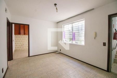 Sala de apartamento à venda com 2 quartos, 80m² em São Sebastião, Porto Alegre
