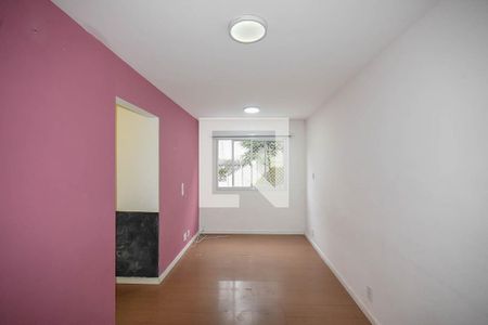 Sala de apartamento para alugar com 2 quartos, 42m² em Jardim Novo Taboão, São Paulo
