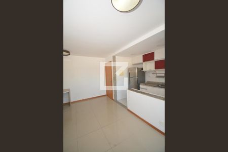 Sala de apartamento para alugar com 2 quartos, 65m² em Madureira, Rio de Janeiro