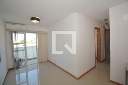 Sala de apartamento para alugar com 2 quartos, 65m² em Madureira, Rio de Janeiro