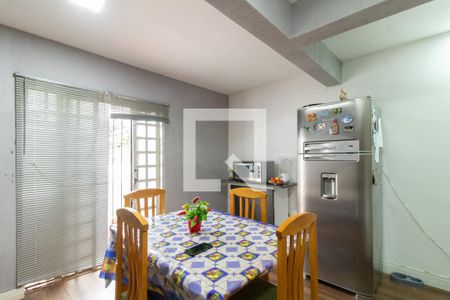 Cozinha e Área de Serviço de casa à venda com 3 quartos, 350m² em Nonoai, Porto Alegre