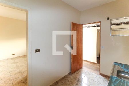 Cozinha de casa de condomínio para alugar com 1 quarto, 29m² em Jardim Vergueiro (sacomã), São Paulo