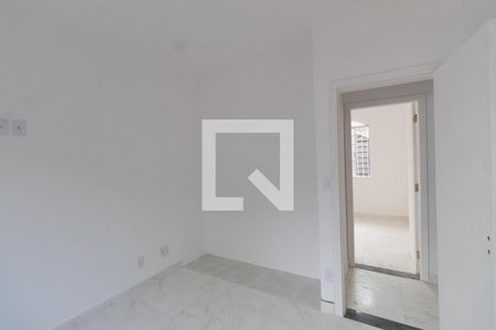 Quarto 1 de casa para alugar com 2 quartos, 65m² em Santa Branca, Belo Horizonte