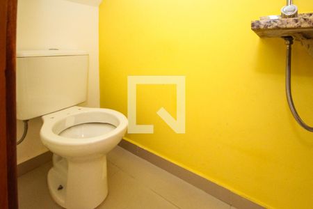 Lavabo de casa de condomínio para alugar com 2 quartos, 53m² em Chácara Belenzinho, São Paulo