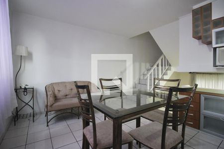 Sala/Cozinha de apartamento para alugar com 1 quarto, 50m² em Vila Tramontano, São Paulo