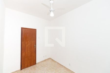 Quarto 2 de casa para alugar com 2 quartos, 51m² em Oswaldo Cruz, Rio de Janeiro