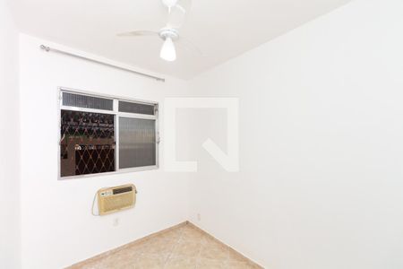 Quarto 2 de casa para alugar com 2 quartos, 51m² em Oswaldo Cruz, Rio de Janeiro