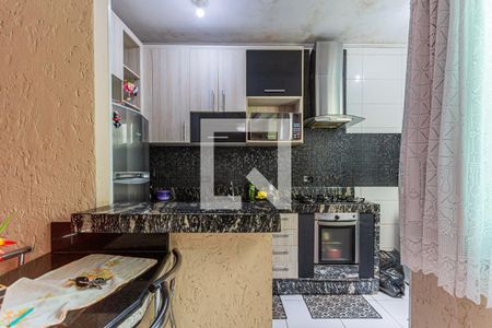Apartamento à venda com 47m², 2 quartos e 1 vaga Apartamento à venda com 47m², 2 quartos e 1 vagaCozinha e Área de Serviço