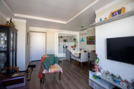 Sala de apartamento à venda com 3 quartos, 74m² em Rio Branco, Porto Alegre