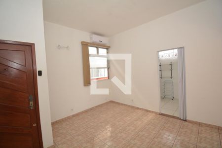 Sala de apartamento para alugar com 2 quartos, 60m² em Campinho, Rio de Janeiro