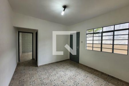 Sala de Estar de casa à venda com 2 quartos, 250m² em Vila Moinho Velho, São Paulo