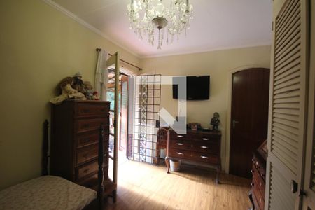 Quarto 1 - Suíte de casa à venda com 4 quartos, 280m² em Jardim Santa Helena, São Paulo