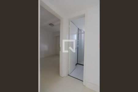 Corredor de apartamento para alugar com 1 quarto, 44m² em Moinhos de Vento, Porto Alegre