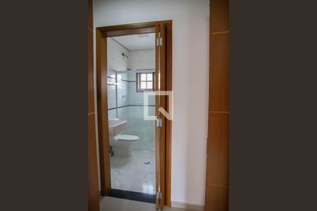 Casa à venda com 171m², 3 quartos e 2 vagas Casa à venda com 171m², 3 quartos e 2 vagasCorredor