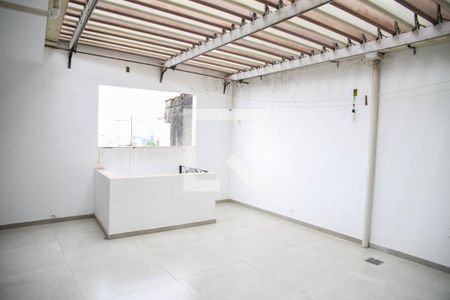 Casa à venda com 171m², 3 quartos e 2 vagas Casa à venda com 171m², 3 quartos e 2 vagasÁrea de Serviço