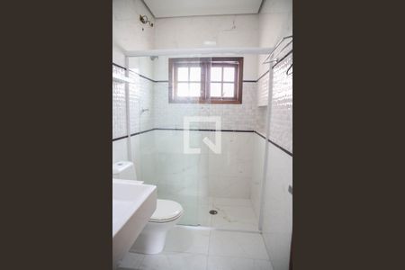 Casa à venda com 171m², 3 quartos e 2 vagas Casa à venda com 171m², 3 quartos e 2 vagasBanheiro