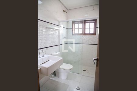 Casa à venda com 171m², 3 quartos e 2 vagas Casa à venda com 171m², 3 quartos e 2 vagasBanheiro