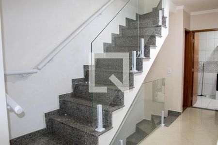 Escada de casa de condomínio à venda com 3 quartos, 114m² em Vila Nivi, São Paulo