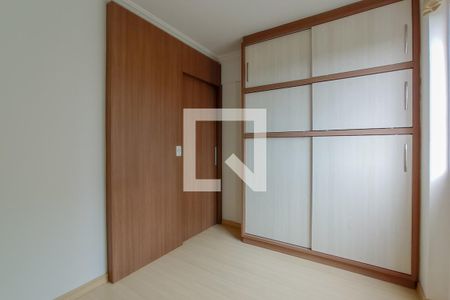 quarto 1 de apartamento para alugar com 2 quartos, 42m² em Bigorrilho, Curitiba