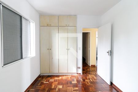 Quarto 1 de apartamento à venda com 2 quartos, 48m² em Vila Londrina, São Paulo