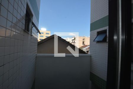 Vista da Sala de apartamento à venda com 2 quartos, 56m² em Vila da Penha, Rio de Janeiro