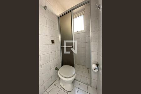 Banheiro de kitnet/studio à venda com 1 quarto, 28m² em Centro, São Leopoldo
