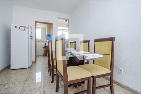 Sala de apartamento à venda com 2 quartos, 80m² em Nova Suíssa, Belo Horizonte