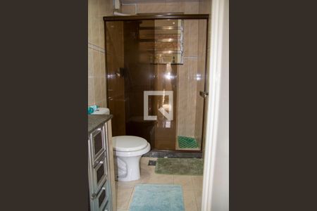 Casa para alugar com 250m², 4 quartos e 2 vagas Casa para alugar com 250m², 4 quartos e 2 vagasBanheiro 1