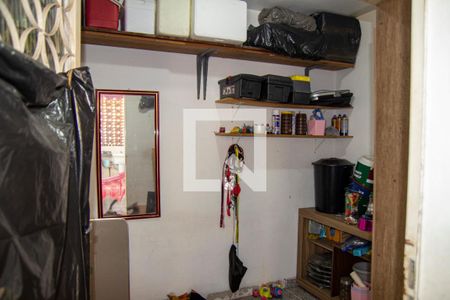 Casa para alugar com 250m², 4 quartos e 2 vagas Casa para alugar com 250m², 4 quartos e 2 vagasQuarto