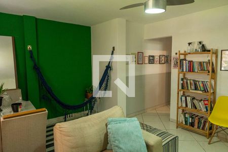 Sala de apartamento para alugar com 3 quartos, 98m² em Vital Brasil, Niterói