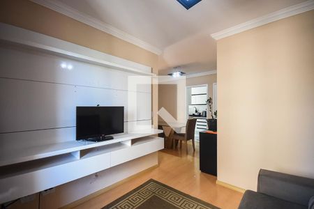 Sala de apartamento para alugar com 3 quartos, 75m² em Jardim Ampliação, São Paulo