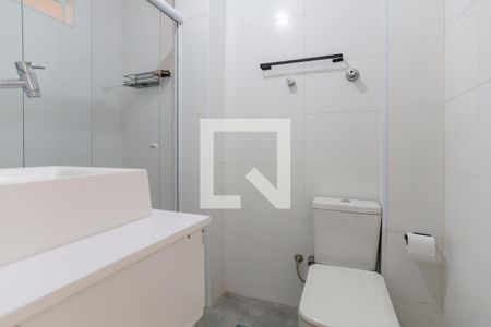 Banheiro de kitnet/studio para alugar com 1 quarto, 23m² em Consolação, São Paulo