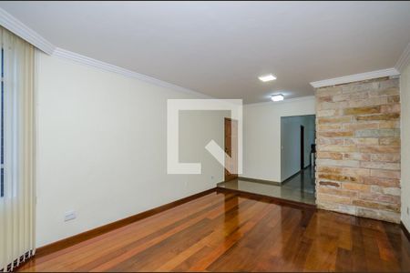Sala de apartamento para alugar com 3 quartos, 145m² em Buritis, Belo Horizonte