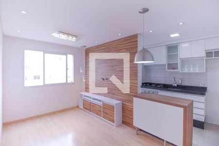 Sala de apartamento para alugar com 2 quartos, 47m² em Parque São Lourenço, São Paulo