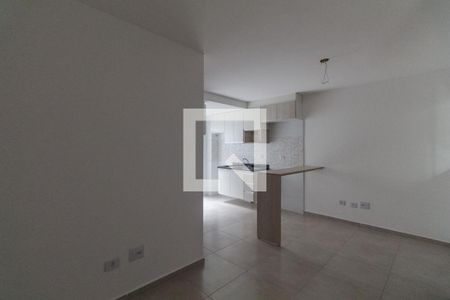 Sala e cozinha de apartamento à venda com 1 quarto, 34m² em Vila Ivone, São Paulo