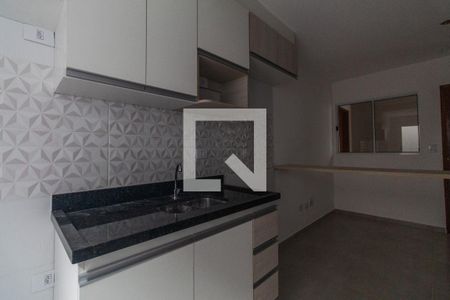 Sala e cozinha de apartamento à venda com 1 quarto, 34m² em Vila Ivone, São Paulo