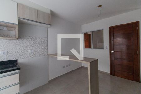 Sala e cozinha de apartamento à venda com 1 quarto, 34m² em Vila Ivone, São Paulo