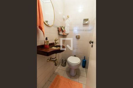 Lavabo de casa de condomínio para alugar com 3 quartos, 260m² em Jardim Monte Alegre, São Paulo