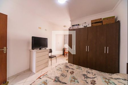 Quarto 1 de casa para alugar com 2 quartos, 105m² em Utinga, Santo André