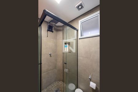 Banheiro de apartamento à venda com 1 quarto, 42m² em Pinheiros, São Paulo